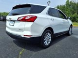 Used 2021 Chevrolet Equinox LT image 2