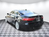 Used 2018 Jaguar XF Premium image 3