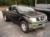 Used 2007 Nissan Frontier SE image 2