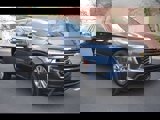 Used 2022 Chevrolet Traverse LT image 2