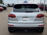 Used 2017 Porsche Cayenne Platinum Edition image 4