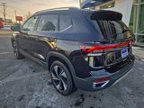 New 2025 Volkswagen Taos SE image 4