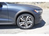 Used 2023 Volvo V60 B5 Cross Country Plus image 3
