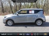 Used 2023 Kia Soul LX w/ Option Group 015 image 3
