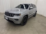 Used 2020 Jeep Grand Cherokee Altitude image 3