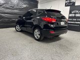 Used 2011 Hyundai Tucson GLS image 3