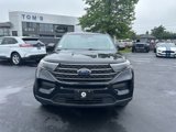 Certified 2022 Ford Explorer XLT image 3