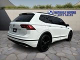 Used 2020 Volkswagen Tiguan SE R-Line image 3