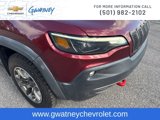 Used 2020 Jeep Cherokee Trailhawk image 4