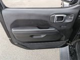 Used 2020 Jeep Wrangler Unlimited Sahara image 6