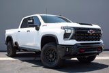 Used 2025 Chevrolet Silverado 2500 ZR2 w/ Technology Package image 5