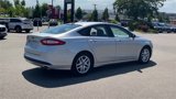 Used 2015 Ford Fusion SE image 2
