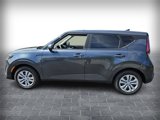 Used 2025 Kia Soul LX image 4