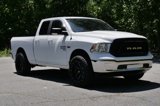 Used 2019 RAM 1500 Classic SLT w/ Luxury Group image 4