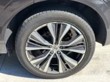 Certified 2022 Volvo XC60 B5 Momentum image 5