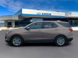 Used 2018 Chevrolet Equinox LT image 2