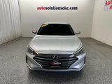 Used 2019 Hyundai Elantra SEL image 2