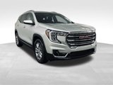 Used 2022 GMC Terrain SLT image 3