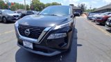 Used 2022 Nissan Rogue SV image 3