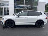 Used 2022 Volkswagen Tiguan SE R-Line image 2
