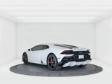 Used 2021 Lamborghini Huracan EVO image 3