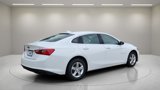 Used 2024 Chevrolet Malibu LT image 3