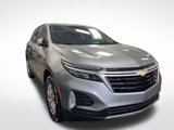 Used 2023 Chevrolet Equinox LT w/ Driver Convenience Package image 3