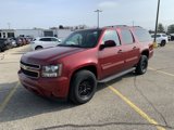 Used 2010 Chevrolet Suburban LT image 2