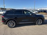 New 2025 Lincoln Corsair AWD w/ Equipment Group 101A image 2