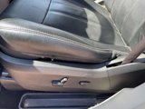 Used 2016 Chrysler Town & Country Touring w/ Driver Convenience Group image 6
