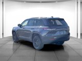 New 2025 Jeep Grand Cherokee Altitude image 5