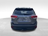 Used 2017 Toyota Highlander XLE image 4