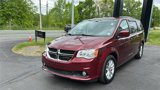 Used 2020 Dodge Grand Caravan SXT image 2