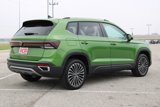 New 2025 Volkswagen Taos SE image 3