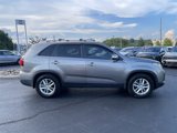 Used 2015 Kia Sorento LX image 4