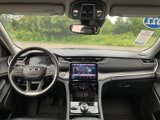 Used 2022 Jeep Grand Cherokee L Limited image 3