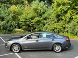 Used 2016 Toyota Avalon Limited image 2