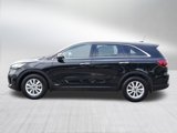 Used 2019 Kia Sorento LX image 4