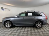 Used 2017 Volvo XC90 T5 Momentum w/ Vision Package image 3