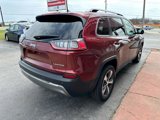 Used 2019 Jeep Cherokee Limited image 6