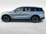 Used 2021 Lincoln Aviator Reserve w/ Equipment Group 202A image 2