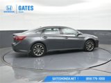 Used 2017 Toyota Avalon XLE image 3