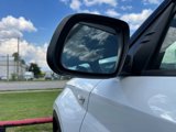 Used 2022 Hyundai Venue SE image 5