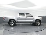 Used 2015 Toyota Tacoma TRD Pro image 3