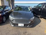 Used 2016 Ford Fusion SE image 2