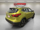 Used 2017 Nissan Rogue Sport SL w/ SL Premium Package image 4