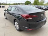 Used 2020 Hyundai Elantra SE w/ Winter Weather Package image 6