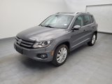 Used 2016 Volkswagen Tiguan SE image 2
