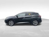 Used 2018 Nissan Murano SV image 2