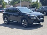 Used 2023 Nissan Rogue Platinum image 3